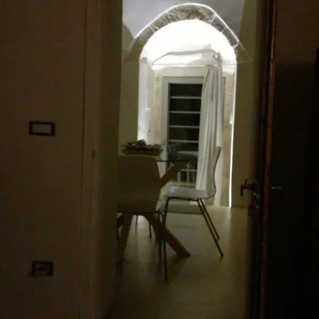 Trullo Nonna Mari بيت للعطل تْشيستيرنِنو