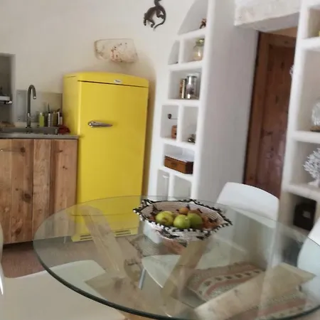 Trullo Nonna Mari * Cisternino