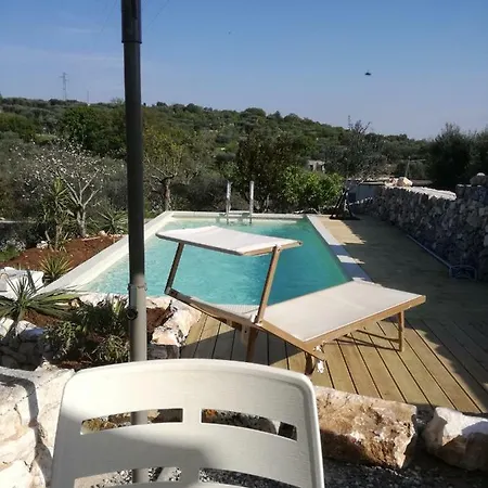 Trullo Nonna Mari تْشيستيرنِنو