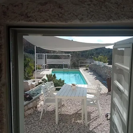Vakantiehuis Trullo Nonna Mari Cisternino